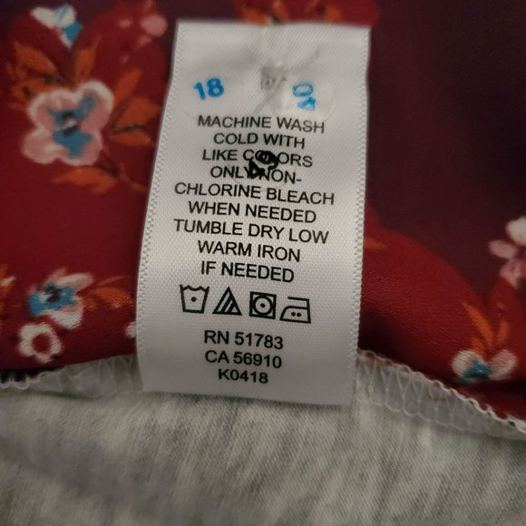 Maurices Women's Floral Multi-Print Sleeveless V-Neck Top Heather Gray/Red Large - Picture 9 of 12